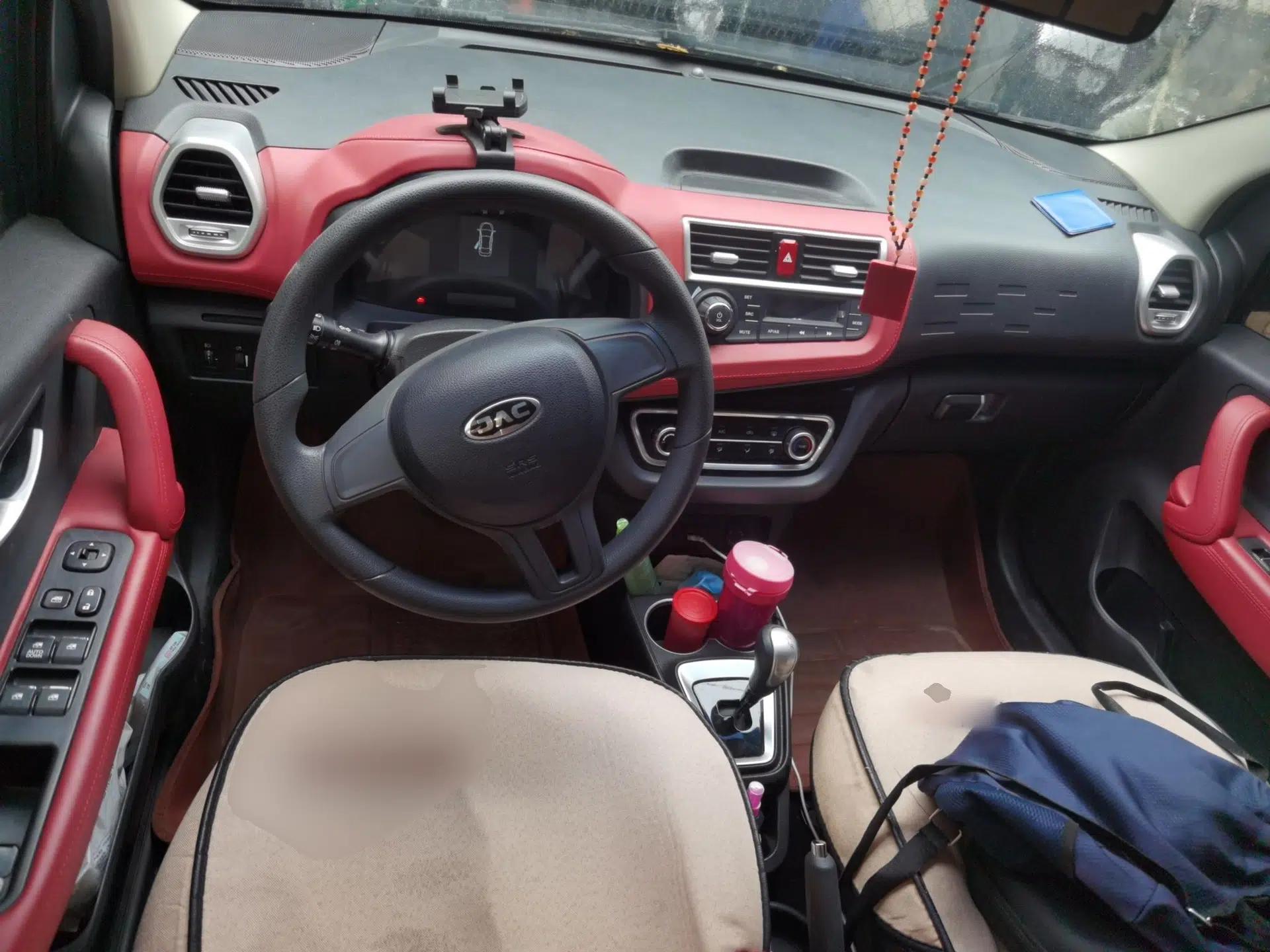 Used JAC Group iEV6E 2018 Upgraded iEV6E Luxury Model — миниатюра 9