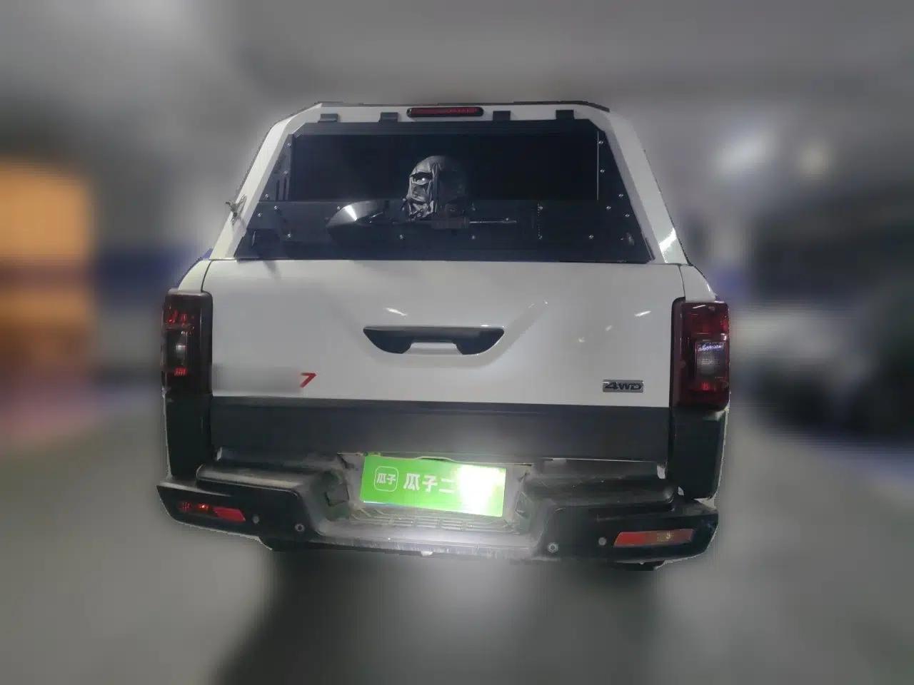Used JMC Yuhu 7 2022 2.0T Manual Diesel 4x4 Comfort Version Standard Wheelbase — миниатюра 5
