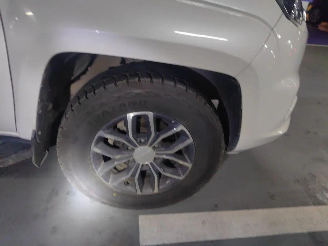 Used JMC Yuhu 7 2022 2.0T Manual Diesel 4x4 Comfort Version Standard Wheelbase — миниатюра 8