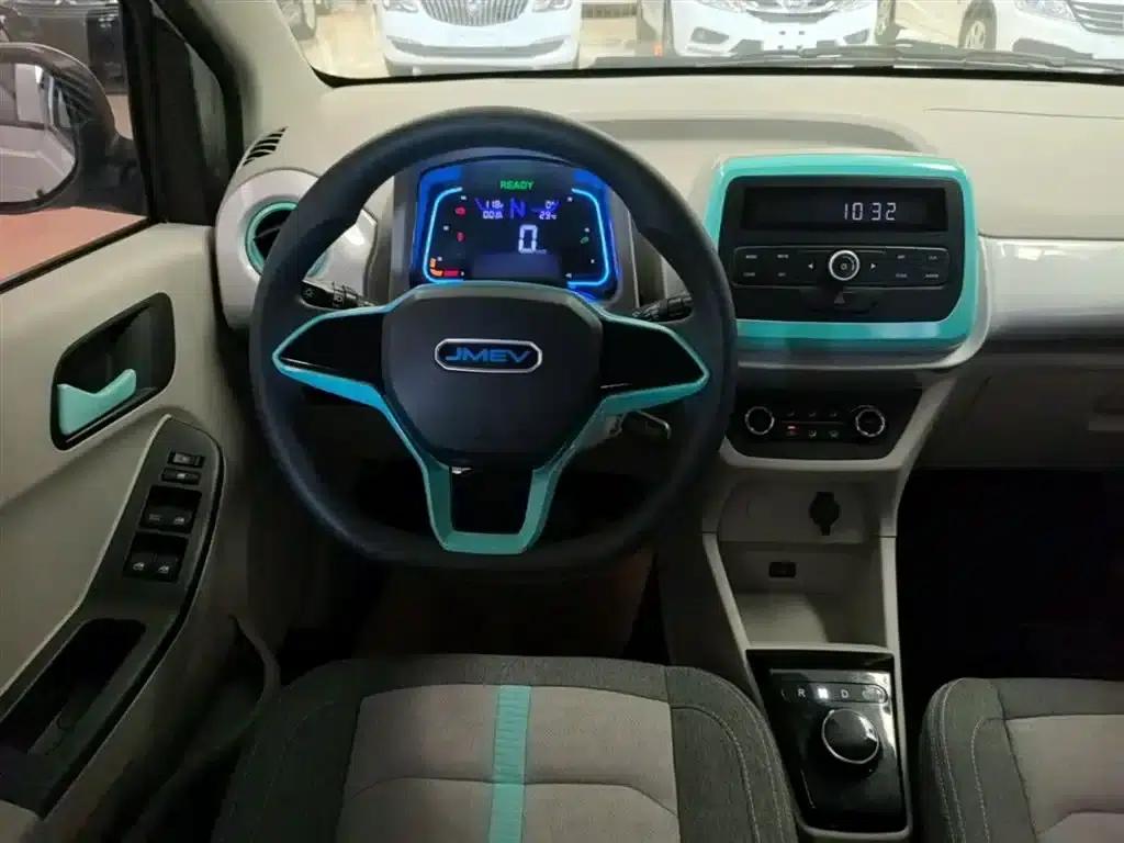Yizhi EV2 2023 Auspicious Edition 201km Comfort Model — миниатюра 11