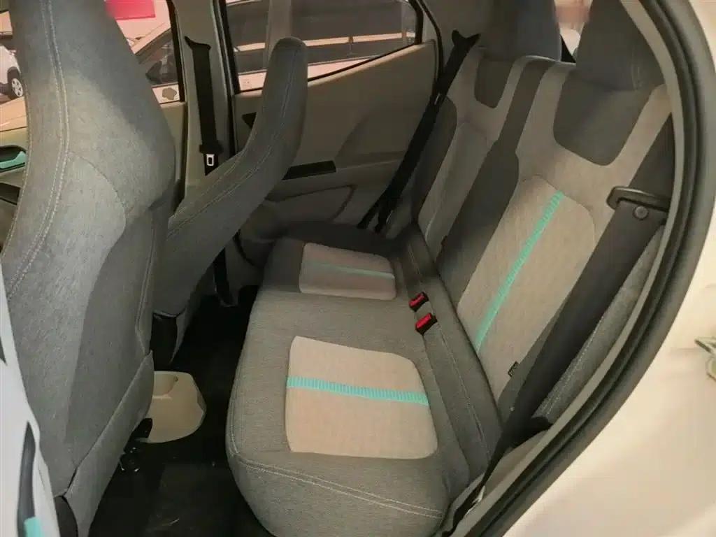 Yizhi EV2 2023 Auspicious Edition 201km Comfort Model — миниатюра 17