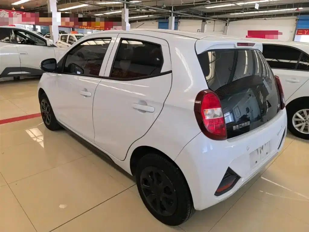 Yizhi EV2 2023 Auspicious Edition 201km Comfort Model — миниатюра 5