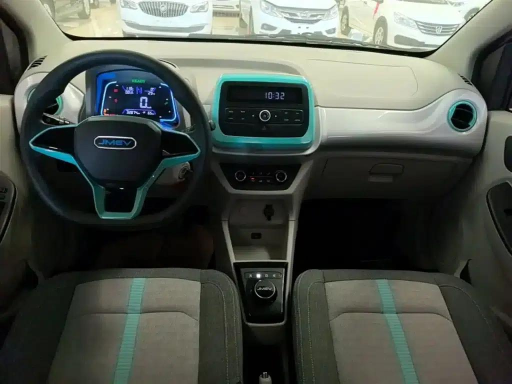 Yizhi EV2 2023 Auspicious Edition 201km Comfort Model — миниатюра 10