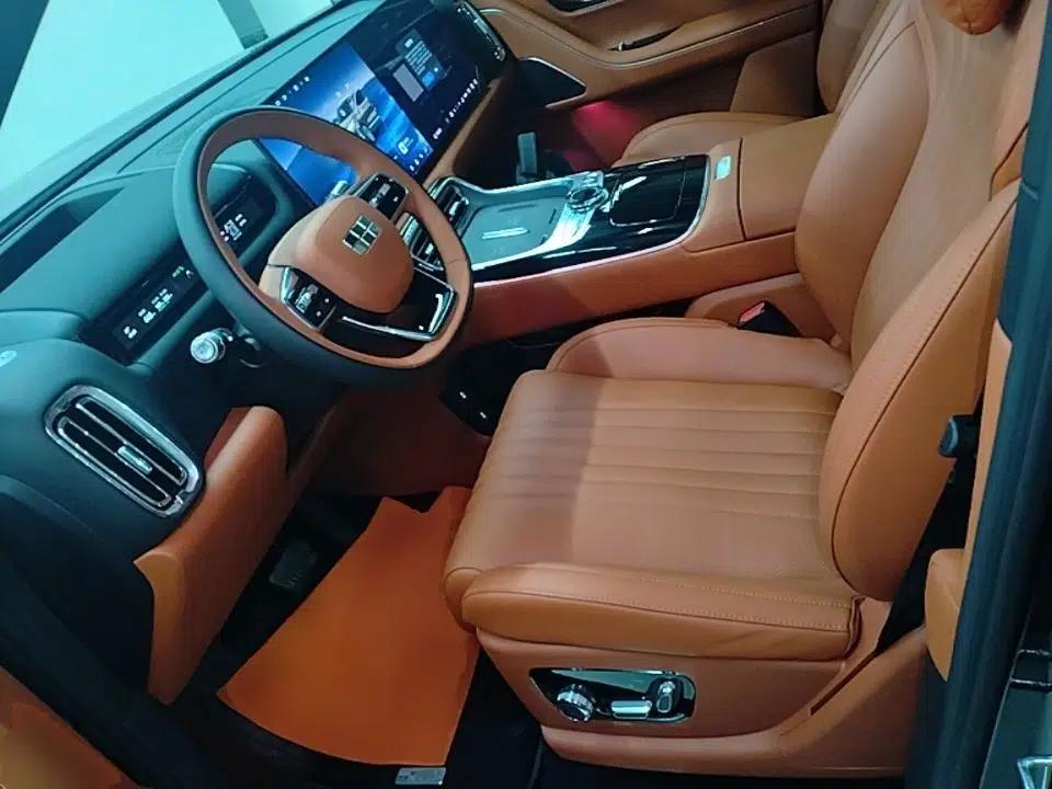 Used Geely Galaxy M9 2025 Model 210km Four-Wheel-Drive Leading Edition — миниатюра 22