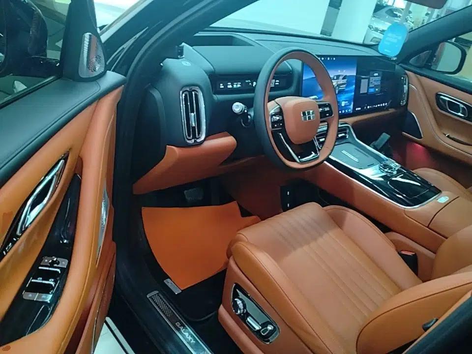 Used Geely Galaxy M9 2025 Model 210km Four-Wheel-Drive Leading Edition — миниатюра 23