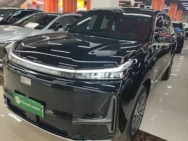 Used Geely Galaxy M9 2025 Model 210km Four-Wheel-Drive Leading Edition