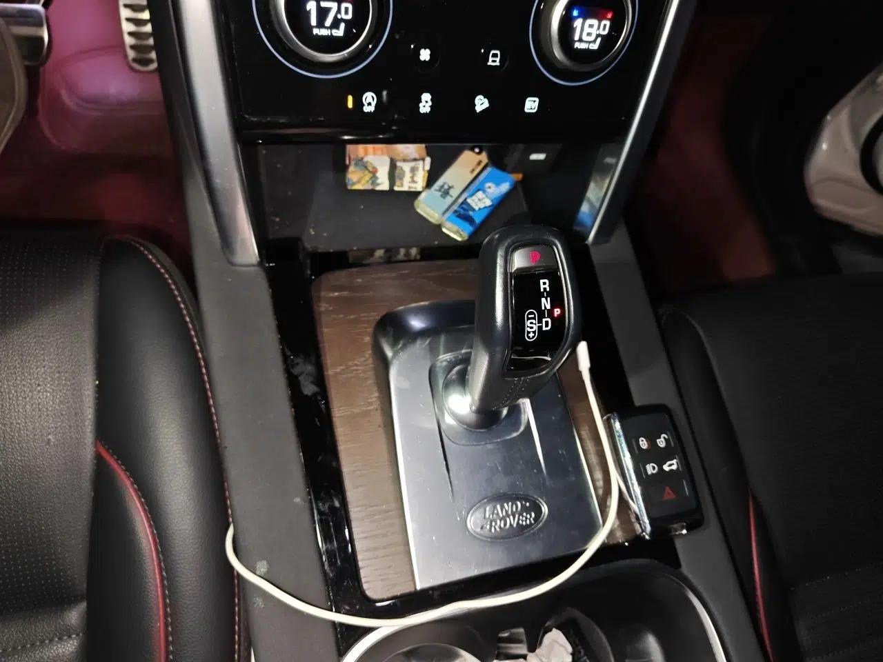 Used Land Rover Discovery Sport New Energy 2021 P300e Performance Tech Edition — миниатюра 14
