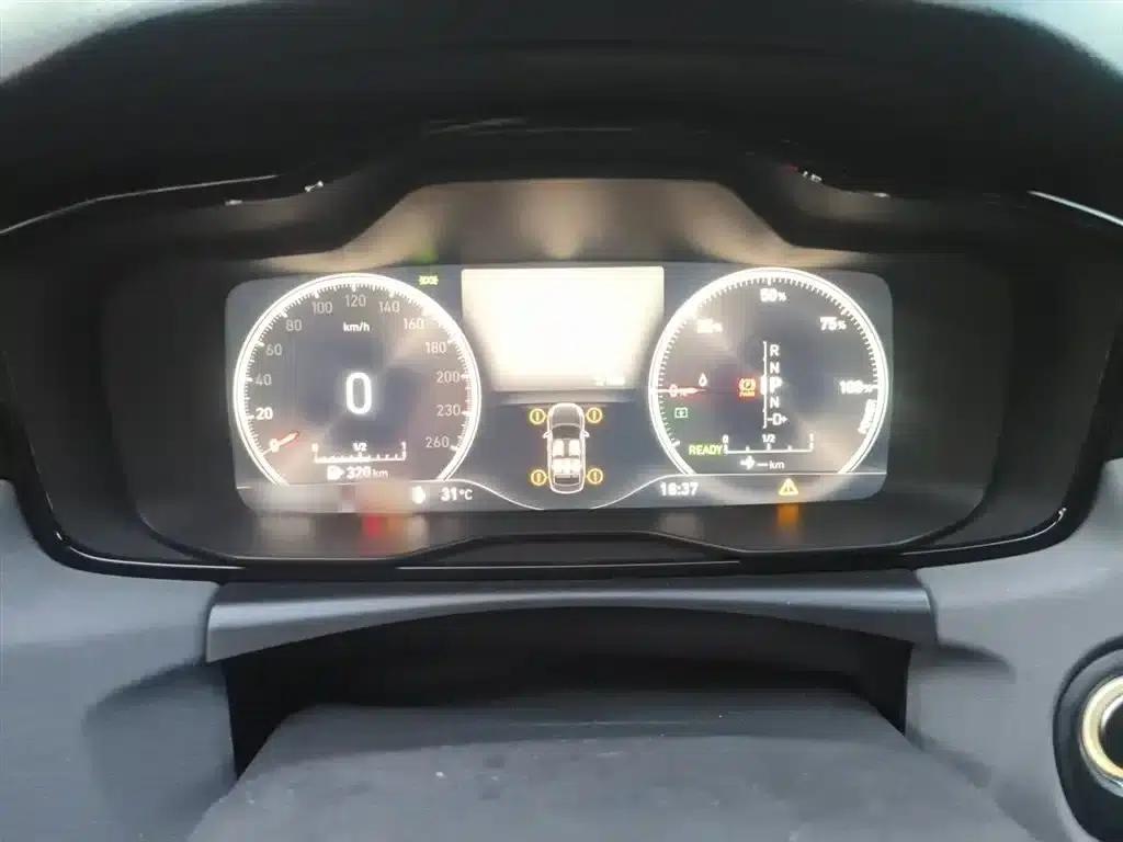 Lynk & Co 03 PHEV 2019 1.5T Pro — миниатюра 4