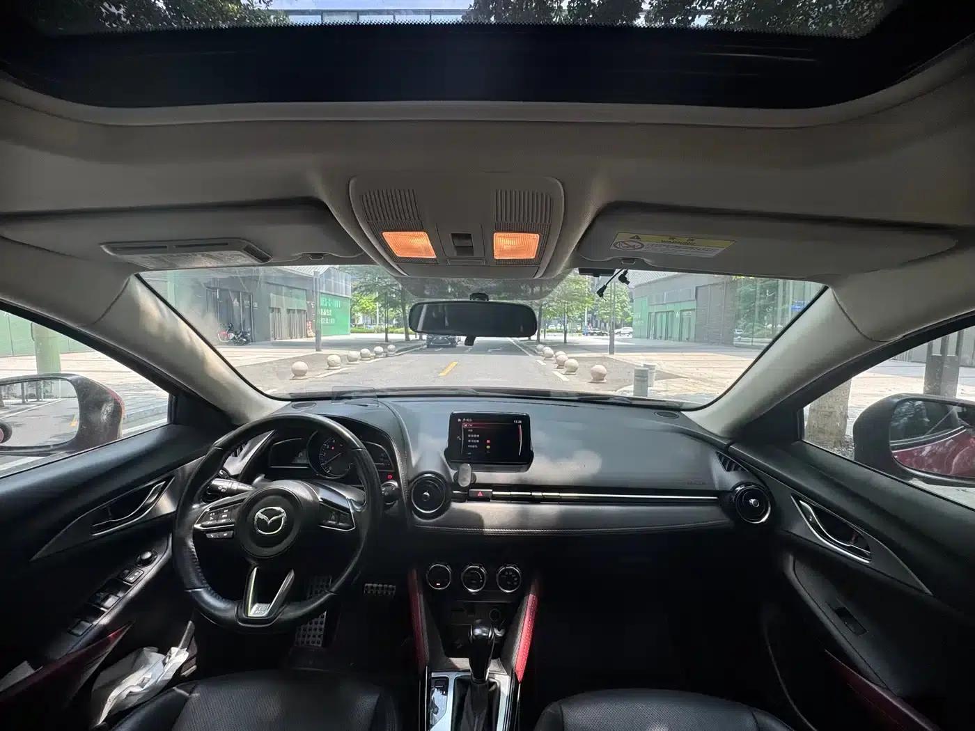 Mazda CX-3 2018 2.0L Automatic Premium — миниатюра 12