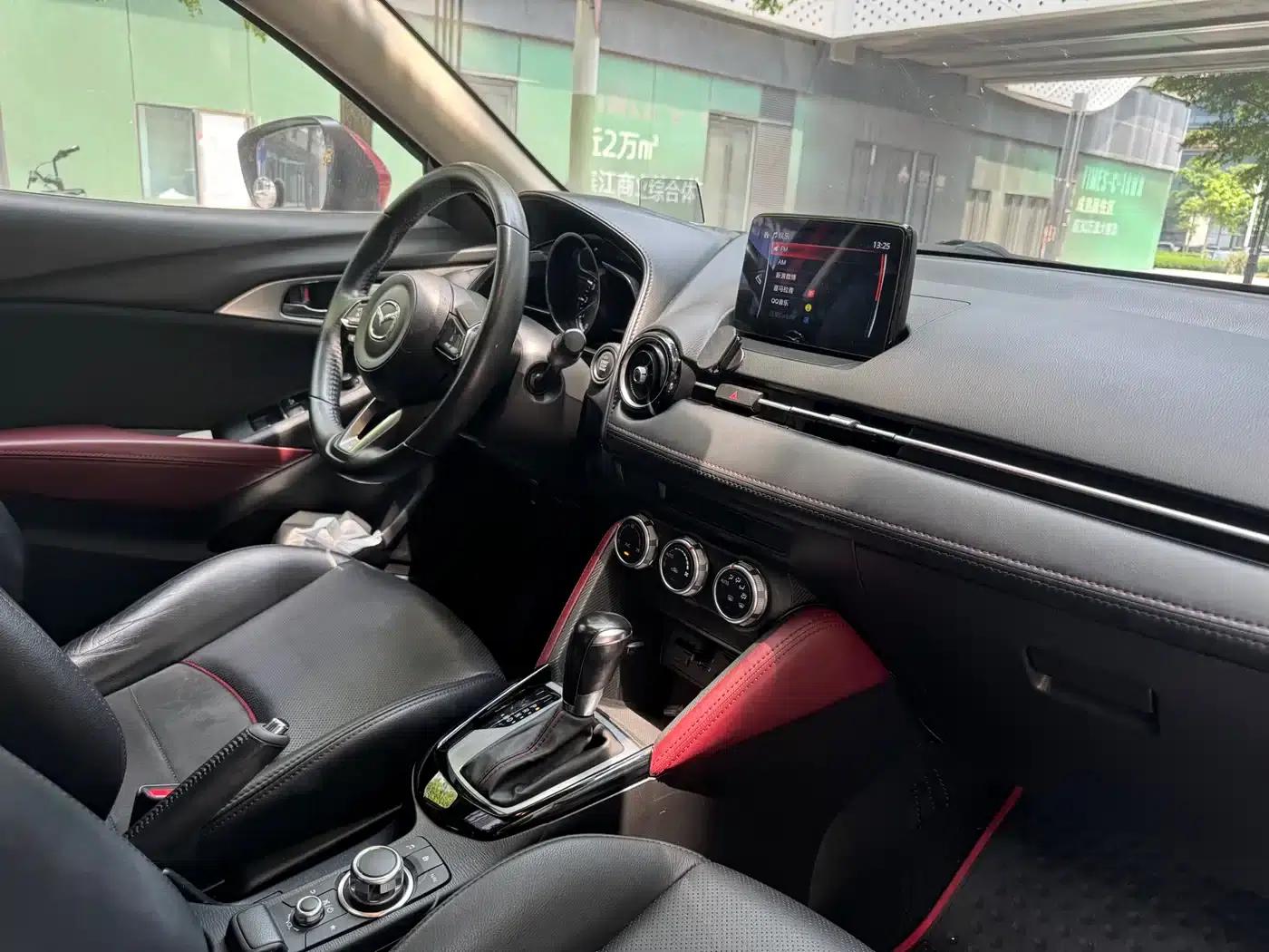 Mazda CX-3 2018 2.0L Automatic Premium — миниатюра 13