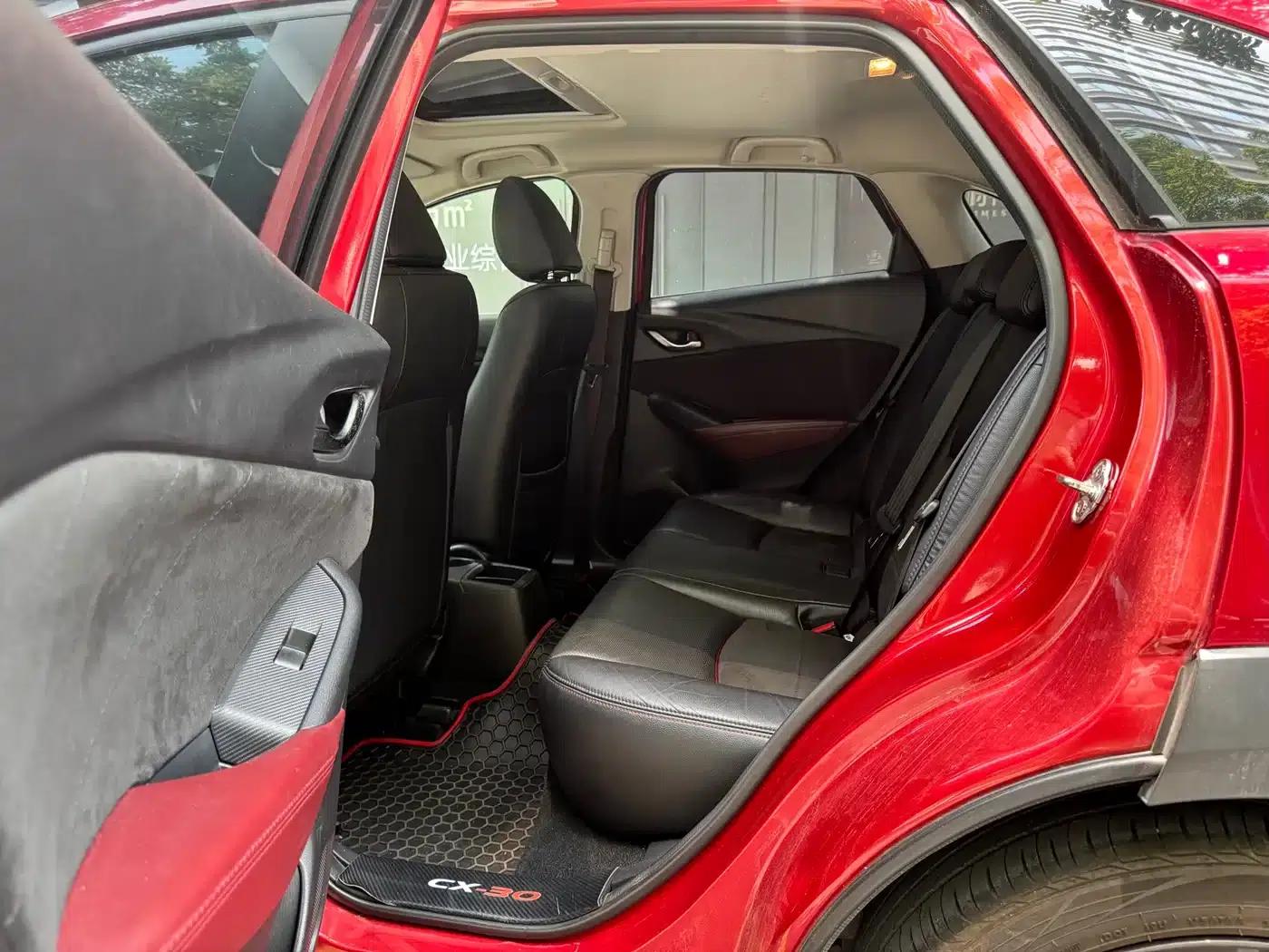 Mazda CX-3 2018 2.0L Automatic Premium — миниатюра 10