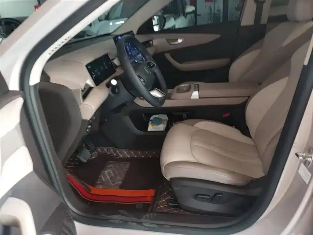 MG ES5 2025 525max Rear-Wheel Drive Intelligent Driving Edition — миниатюра 15