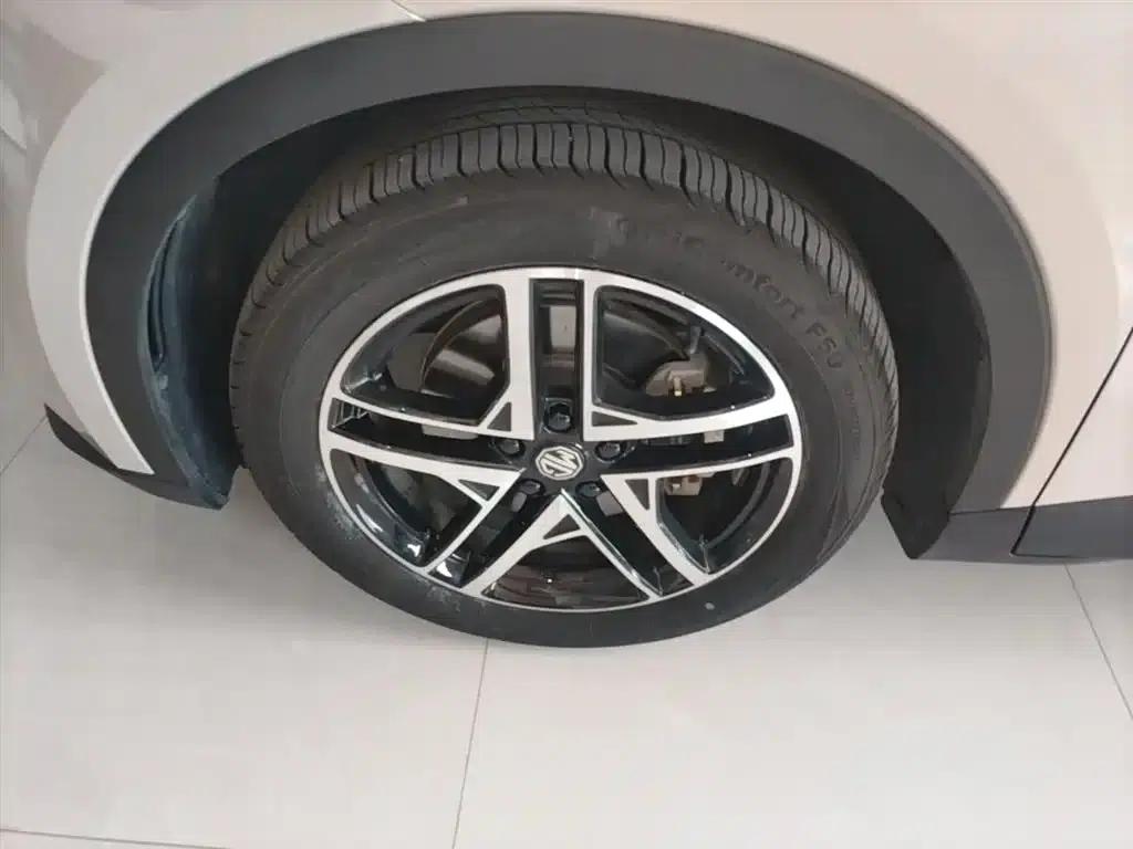 MG ES5 2025 525max Rear-Wheel Drive Intelligent Driving Edition — миниатюра 23