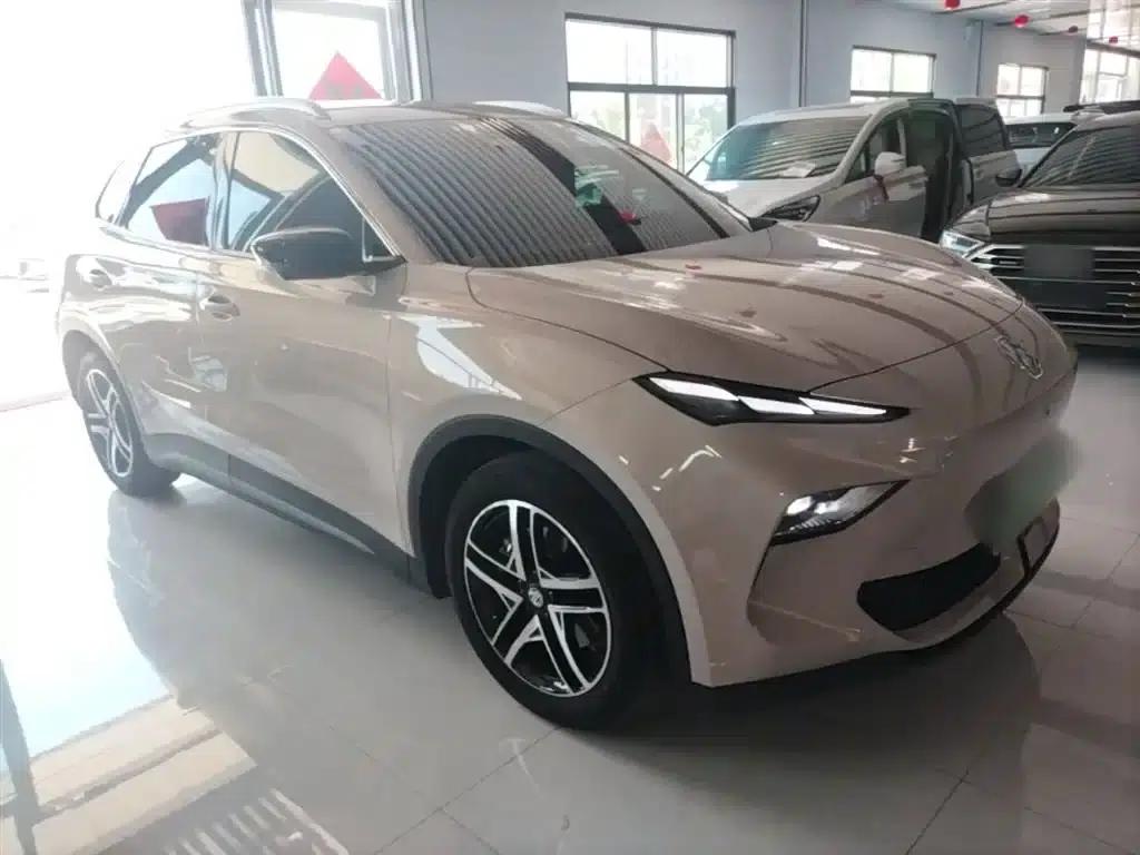 MG ES5 2025 525max Rear-Wheel Drive Intelligent Driving Edition — миниатюра 4