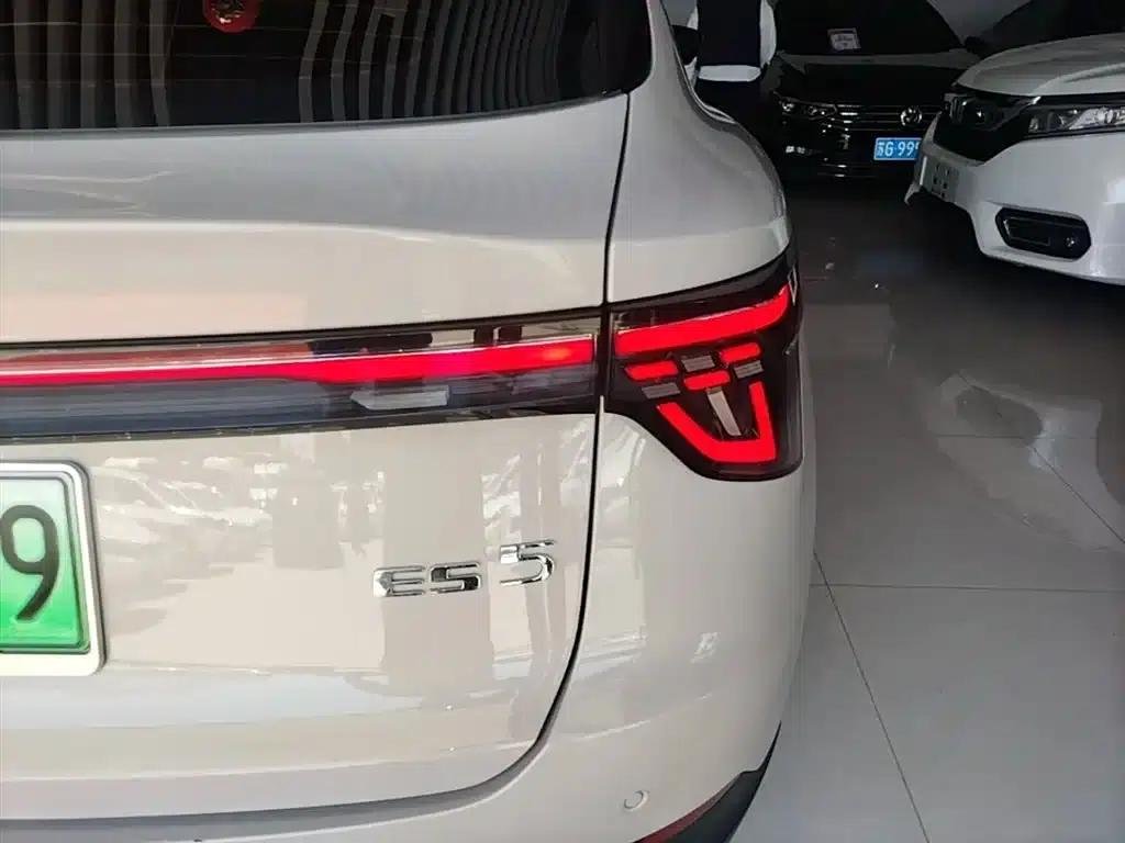 MG ES5 2025 525max Rear-Wheel Drive Intelligent Driving Edition — миниатюра 8