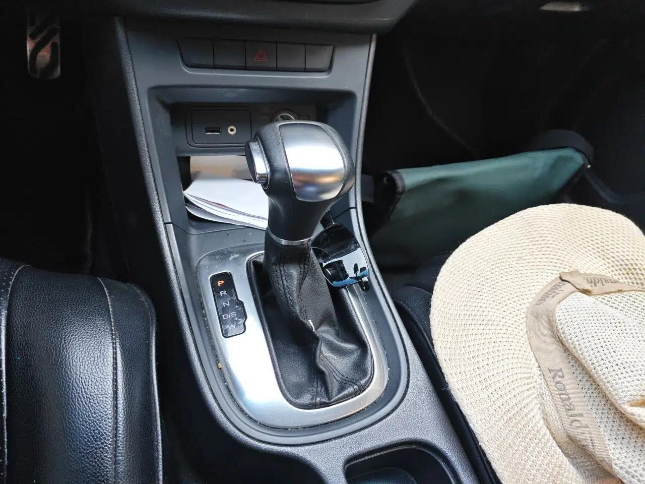 Used MG GT 2015 1.5T Automatic Fashion Edition — миниатюра 14