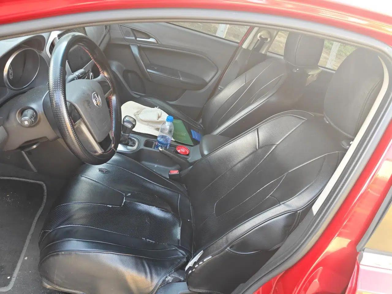 Used MG GT 2015 1.5T Automatic Fashion Edition — миниатюра 15
