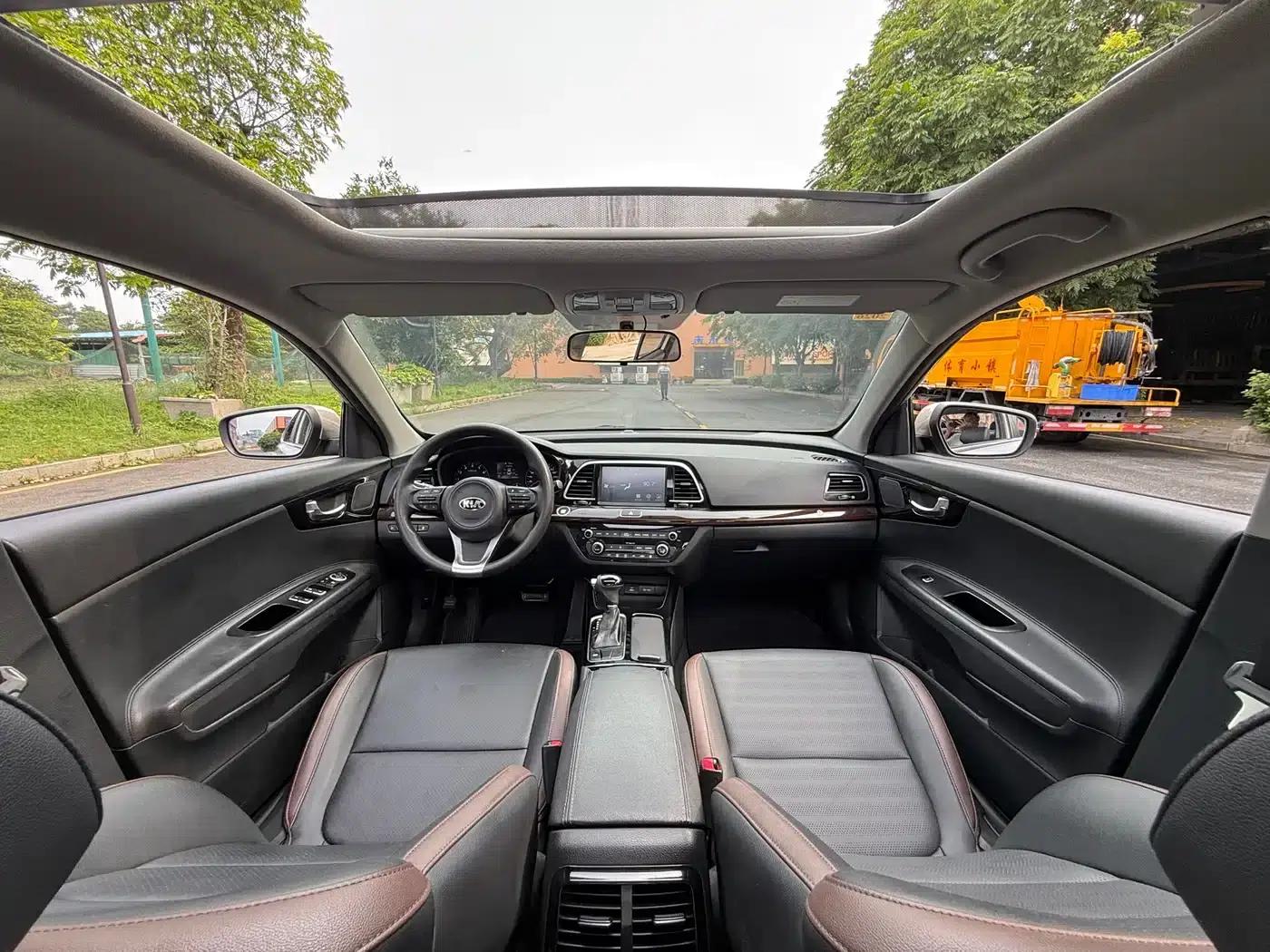 K5 2017 1.8L Automatic GLS — миниатюра 11