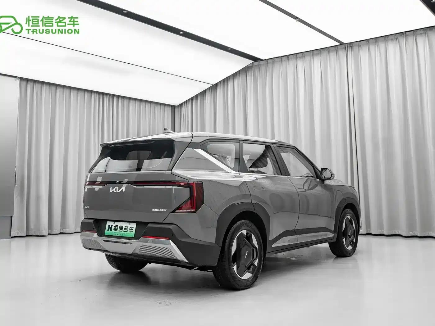 Kia EV5 2024 530 Light — миниатюра 6