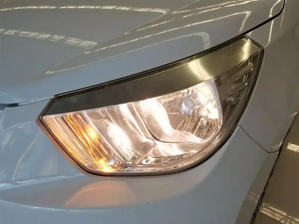 Venucia R30 2014 1.2L Manual Premium Edition — миниатюра 24