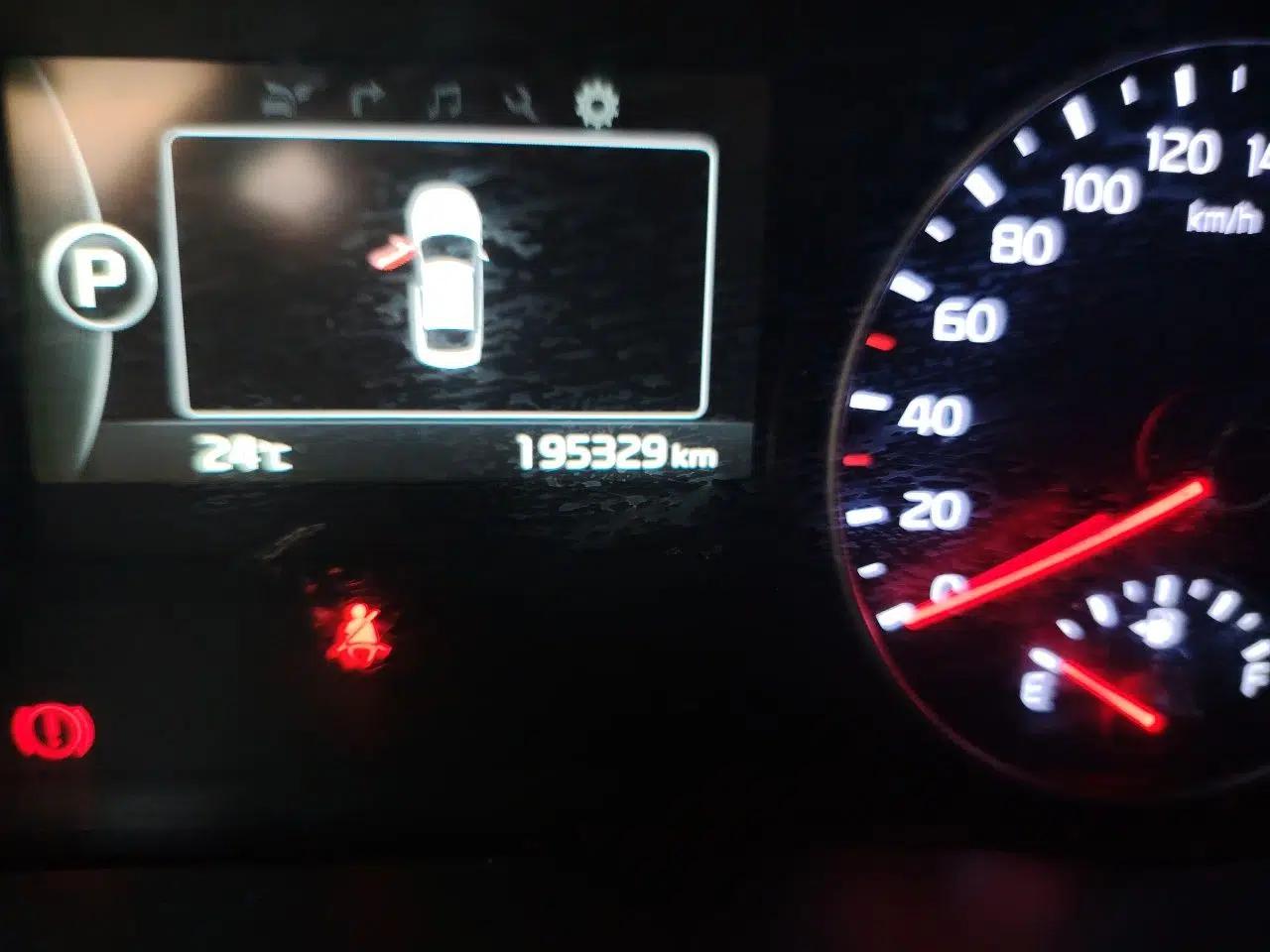Used Kia K5 New Energy 2018 2.0L Smart Enjoyment Version — миниатюра 12