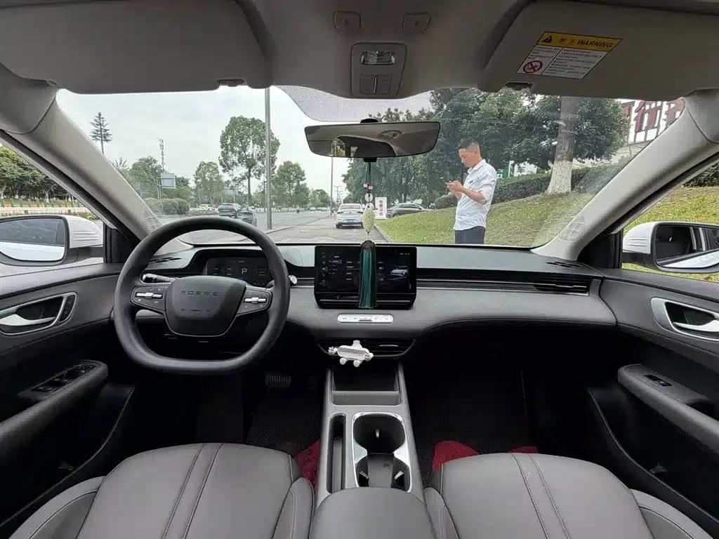 Roewe D6 2025 450km Premium Edition — миниатюра 11