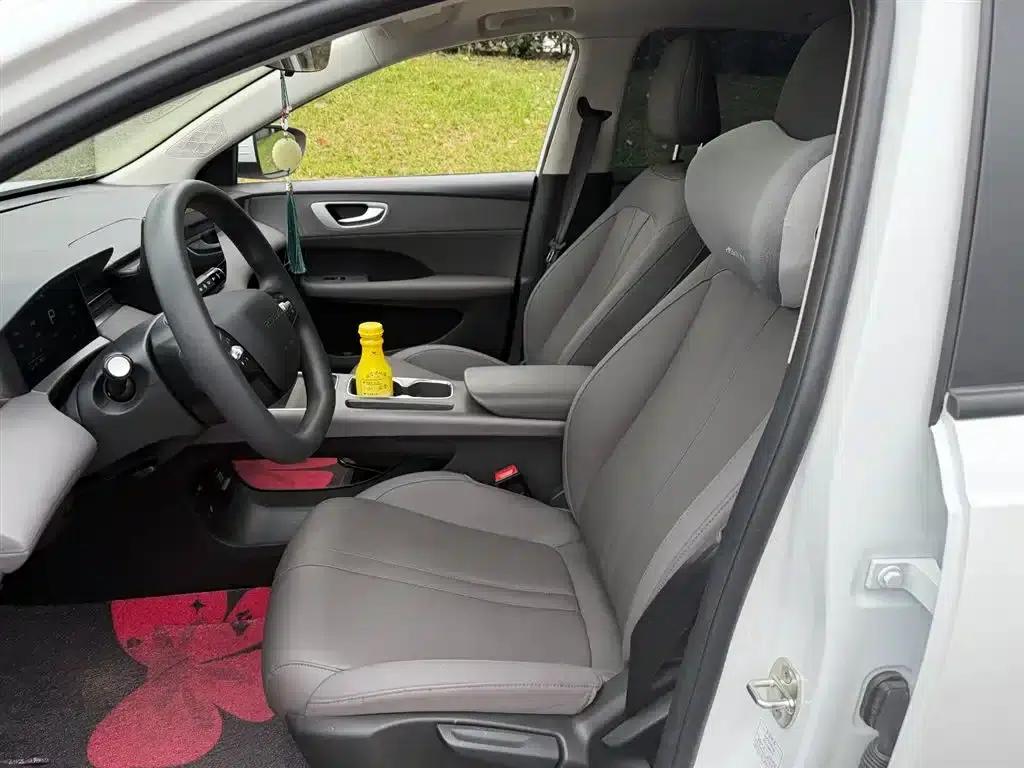 Roewe D6 2025 450km Premium Edition — миниатюра 8