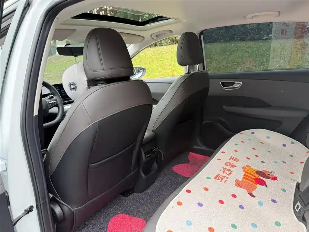 Roewe D6 2025 450km Premium Edition — миниатюра 9