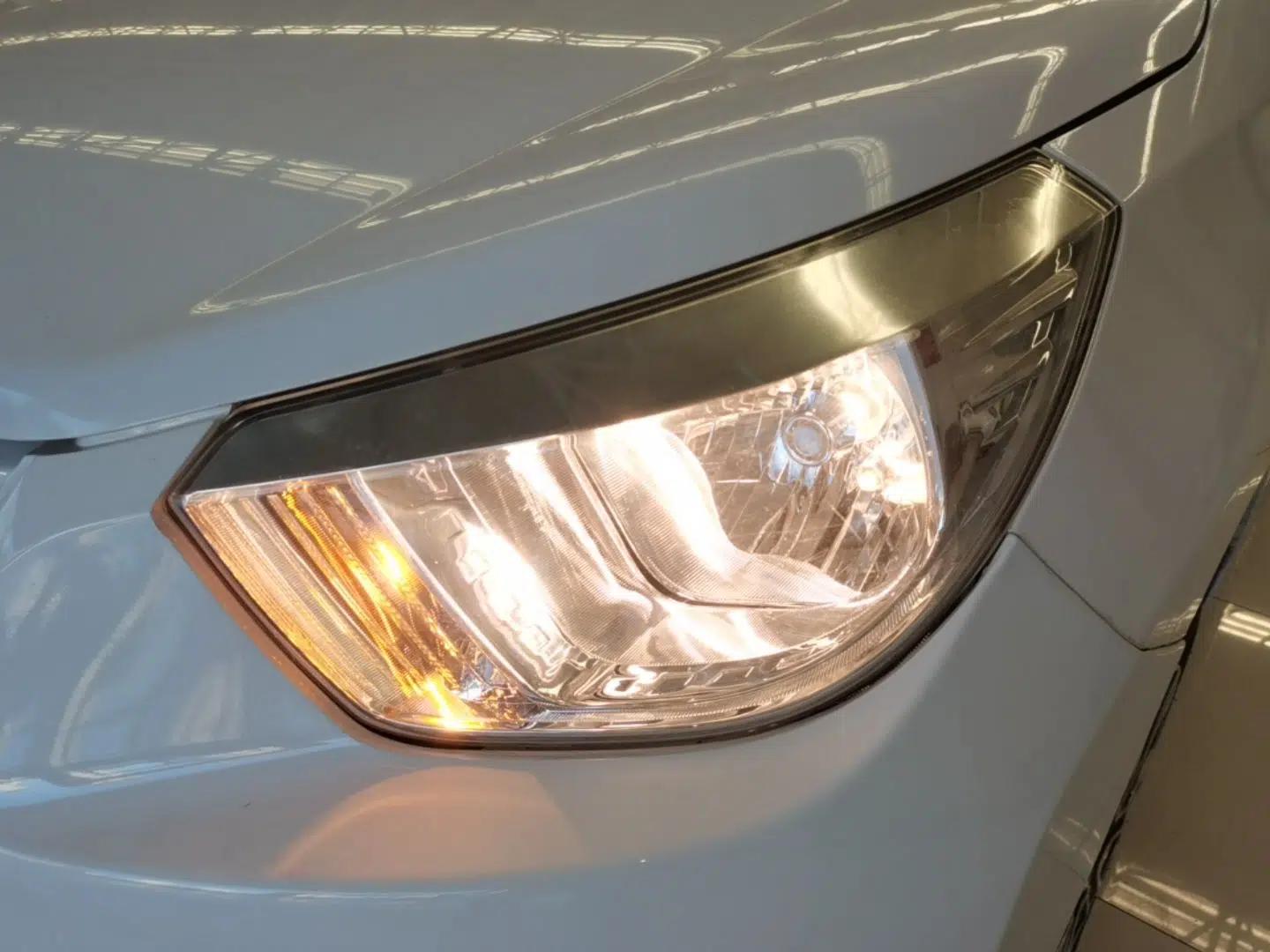 Used Venucia R30 2014 1.2L Manual Enjoyment Edition — миниатюра 8