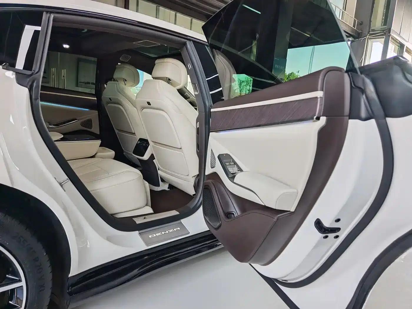 Denza Z9 2024 Model 1100km AWD Max Edition — миниатюра 15