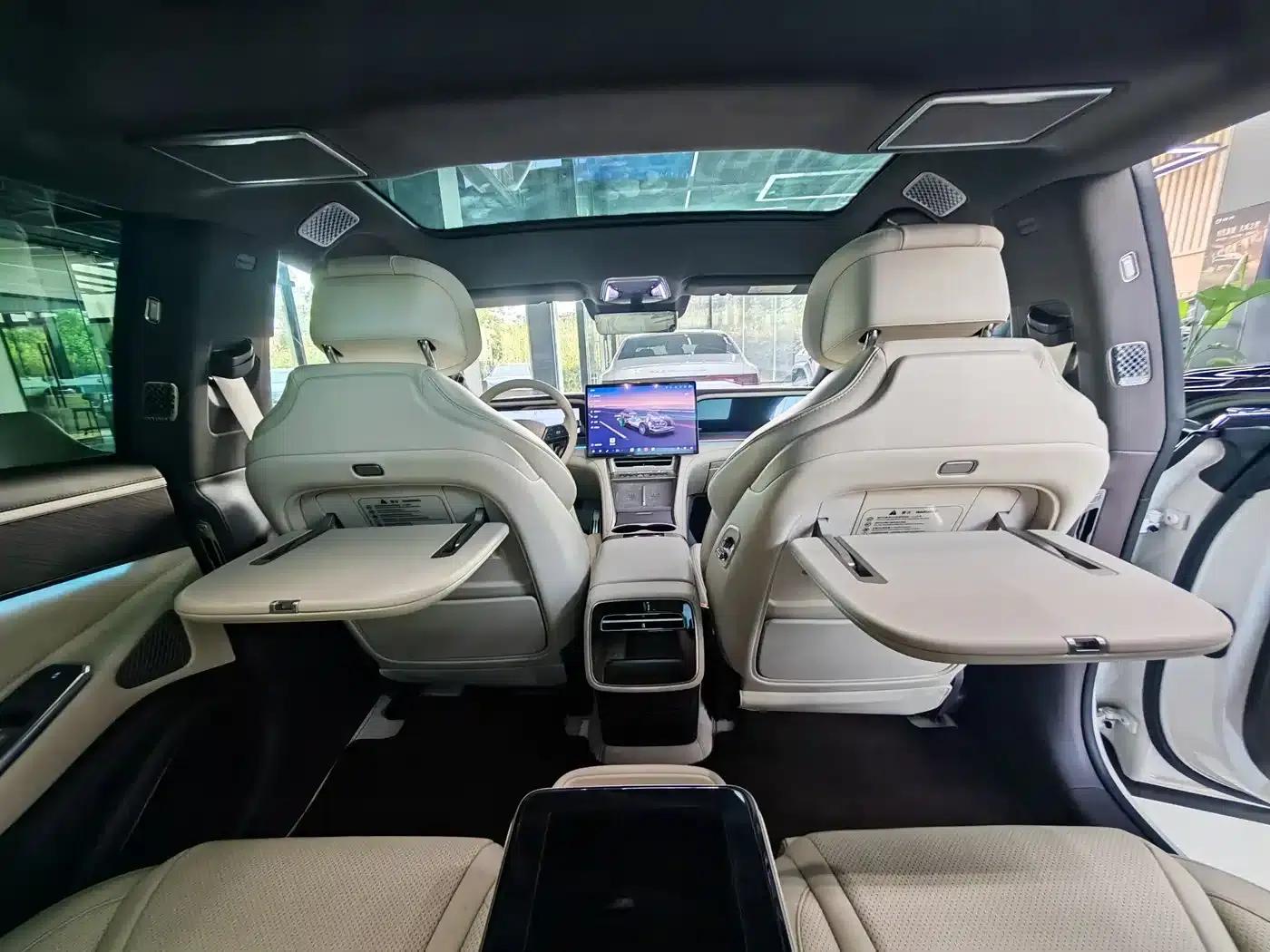 Denza Z9 2024 Model 1100km AWD Max Edition — миниатюра 16