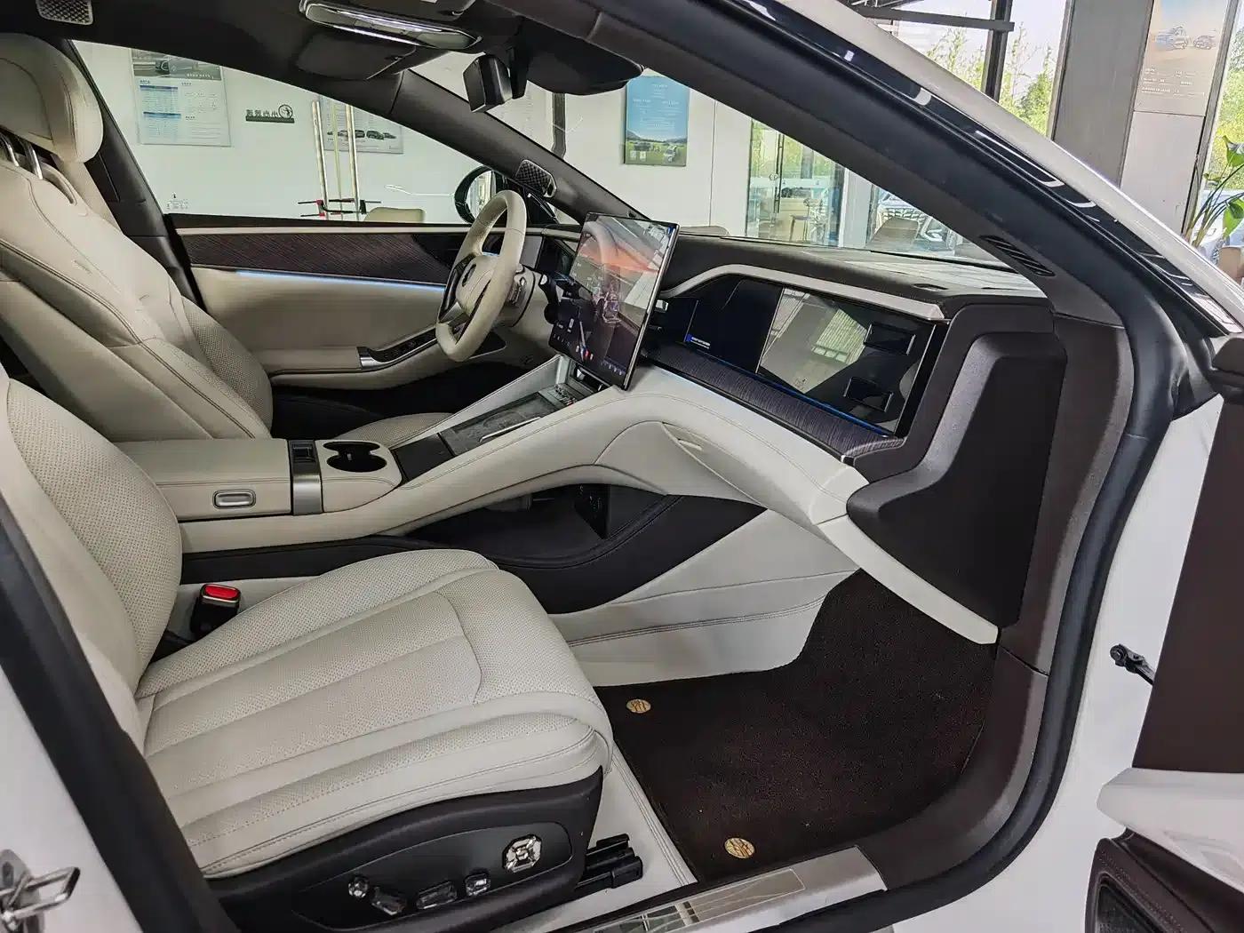 Denza Z9 2024 Model 1100km AWD Max Edition — миниатюра 18