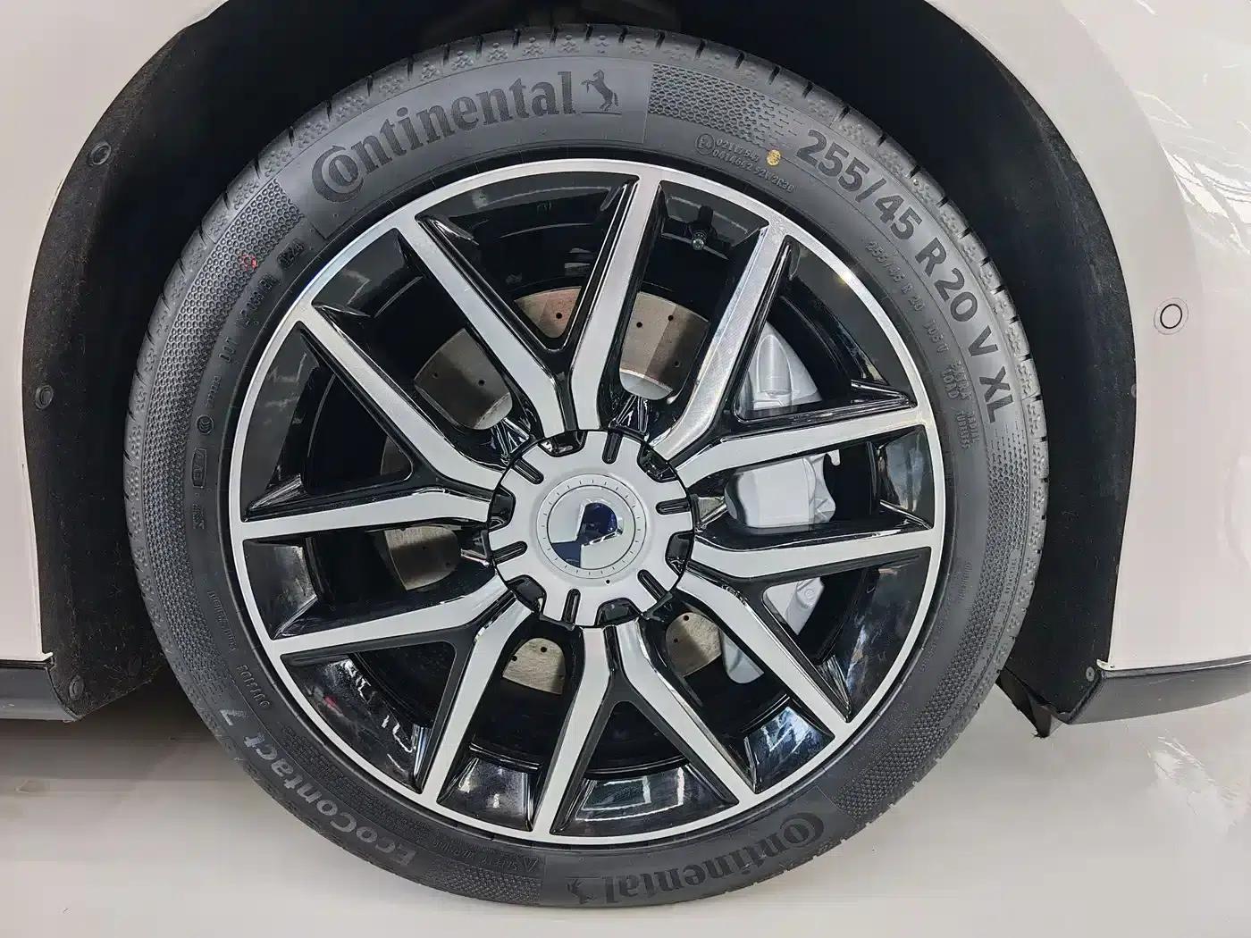 Denza Z9 2024 Model 1100km AWD Max Edition — миниатюра 21