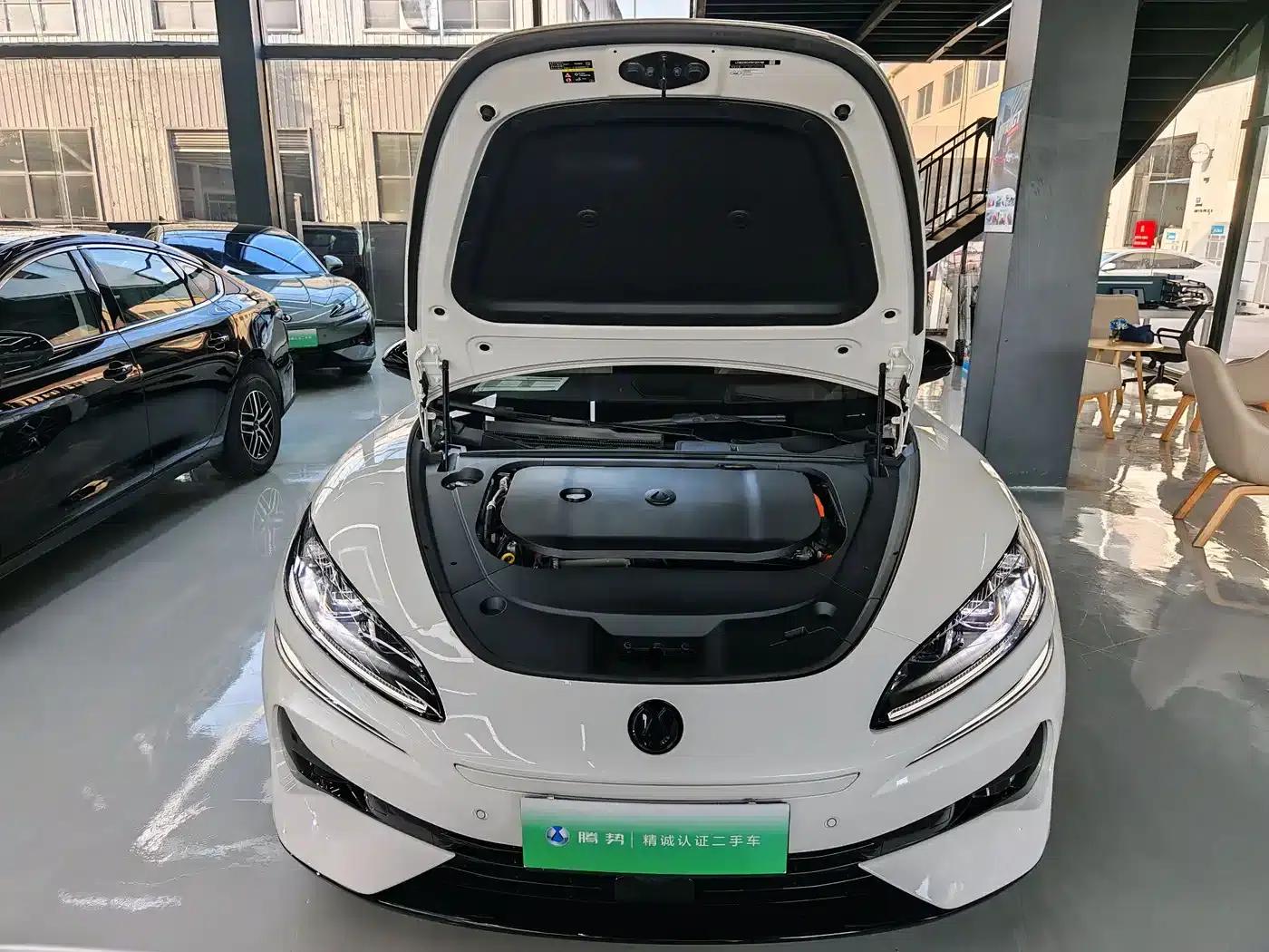 Denza Z9 2024 Model 1100km AWD Max Edition — миниатюра 24
