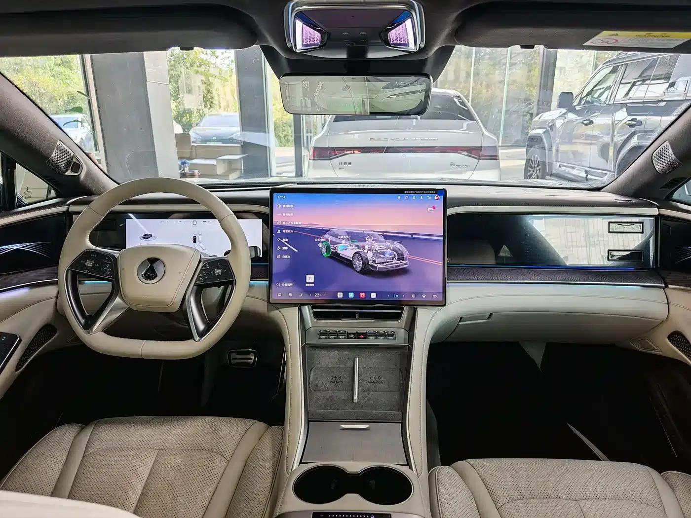 Denza Z9 2024 Model 1100km AWD Max Edition — миниатюра 8