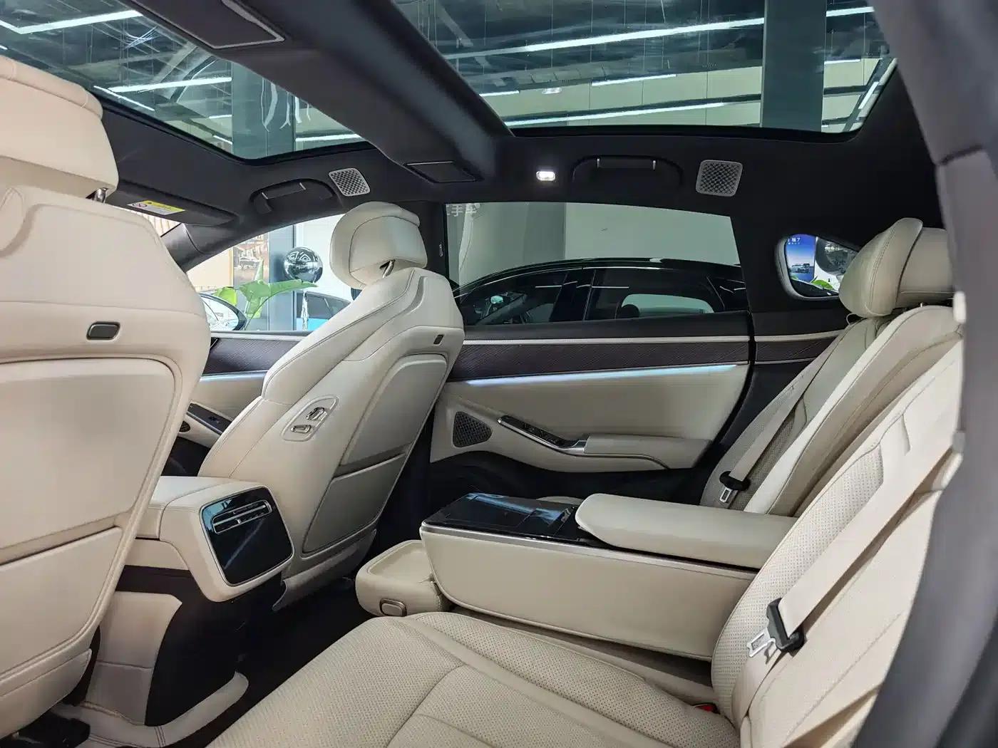 Denza Z9 2024 Model 1100km AWD Max Edition — миниатюра 10