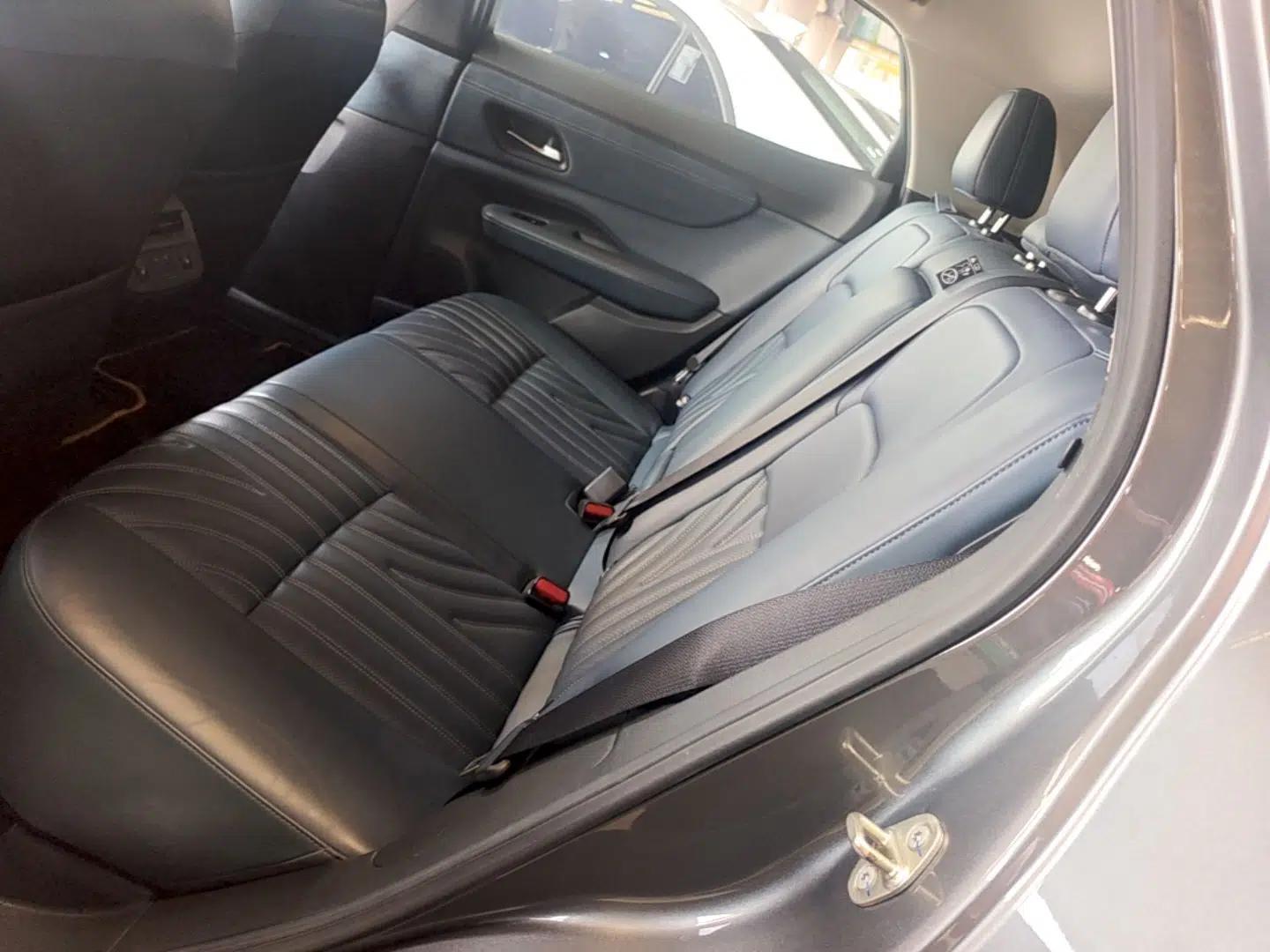 Used Nissan ARIYA 2022 Four-Wheel-Drive High-Performance Top-Tier Model — миниатюра 20