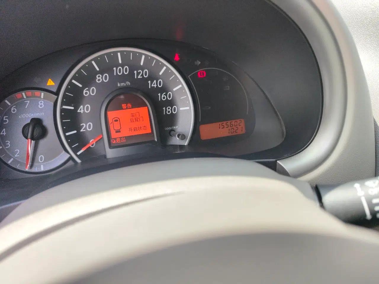 Used Nissan March 2010 1.5L Manual E-Xuan Edition — миниатюра 12