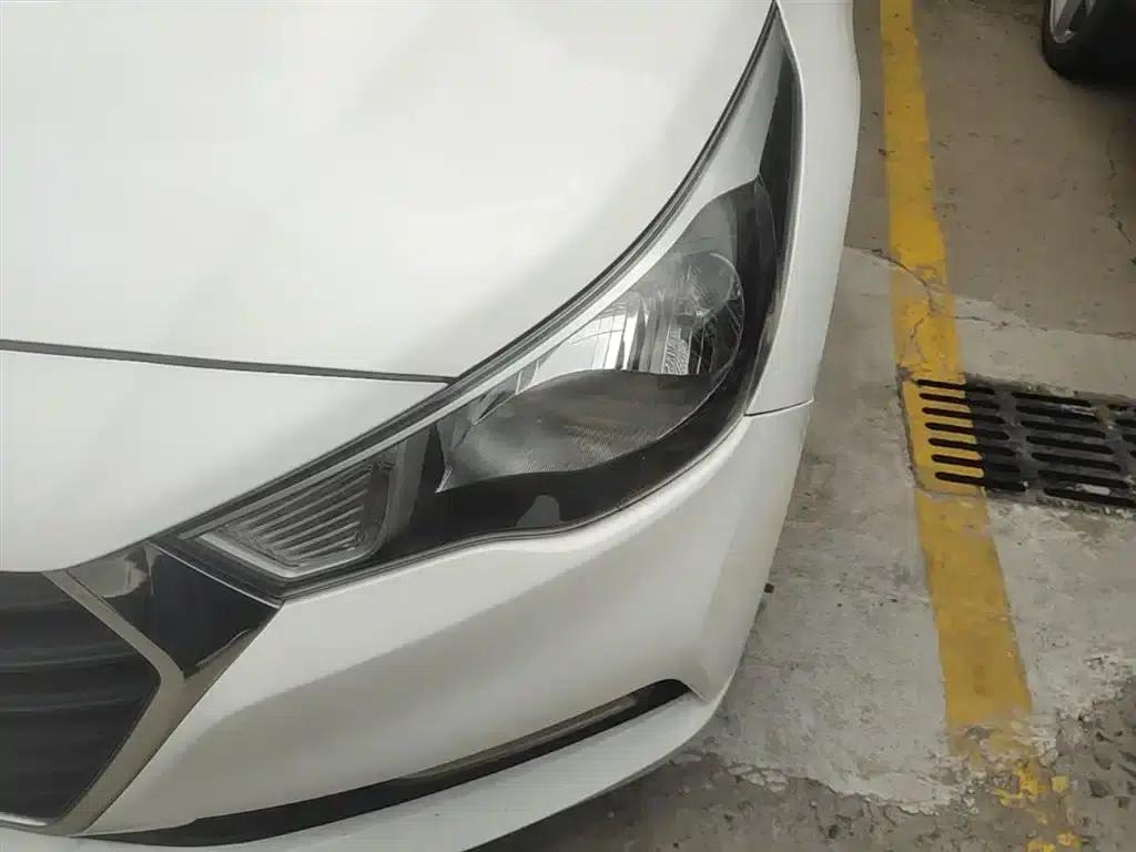 2016 Hyundai Verna 1.4L Manual GLS Cool Edition — миниатюра 24