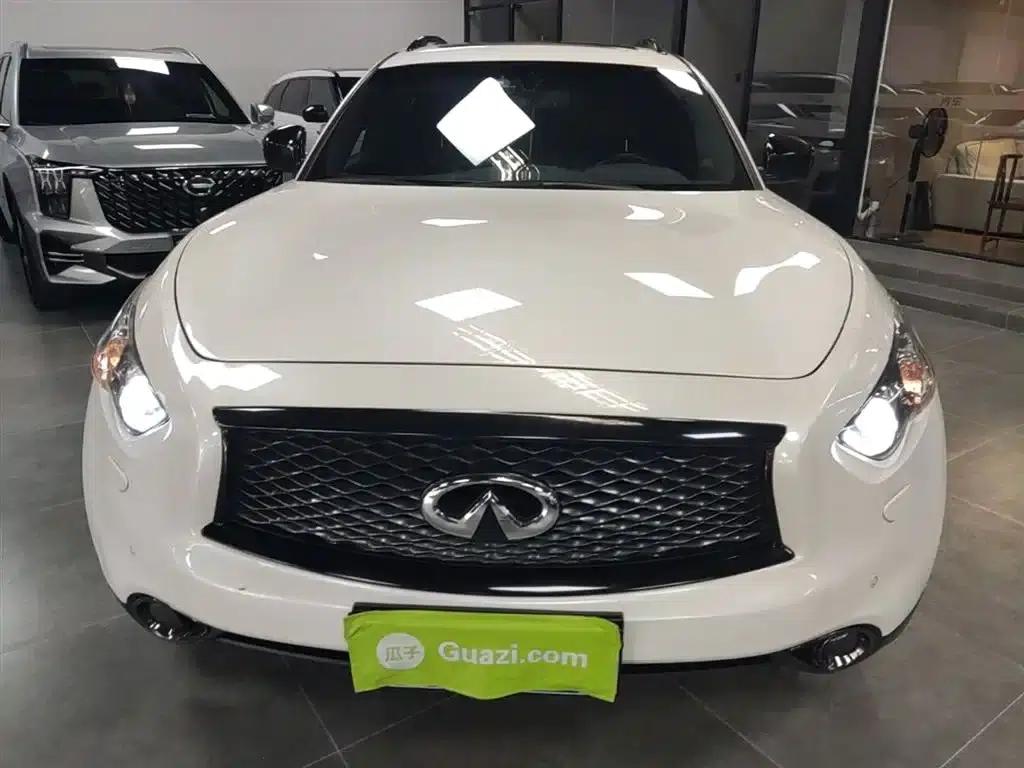 Infiniti QX70 2015 3.7L Limited Edition — миниатюра 3