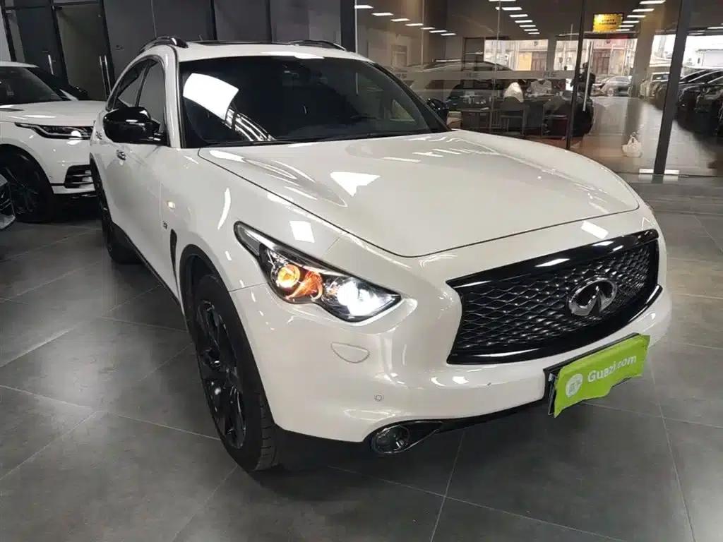 Infiniti QX70 2015 3.7L Limited Edition — миниатюра 4