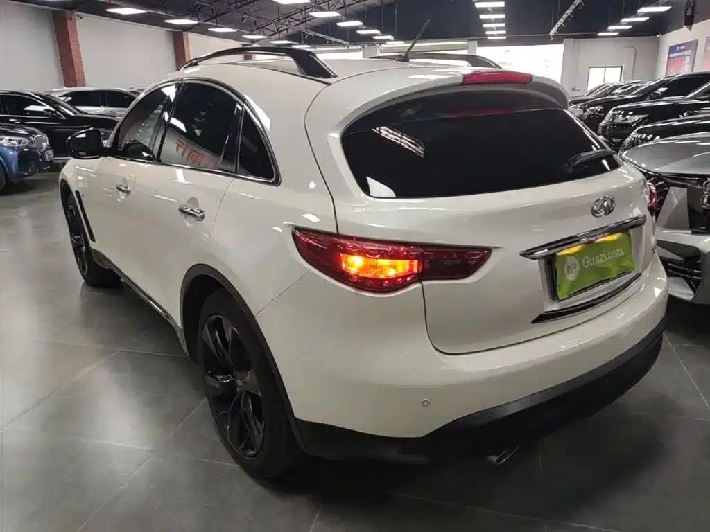 Infiniti QX70 2015 3.7L Limited Edition — миниатюра 5