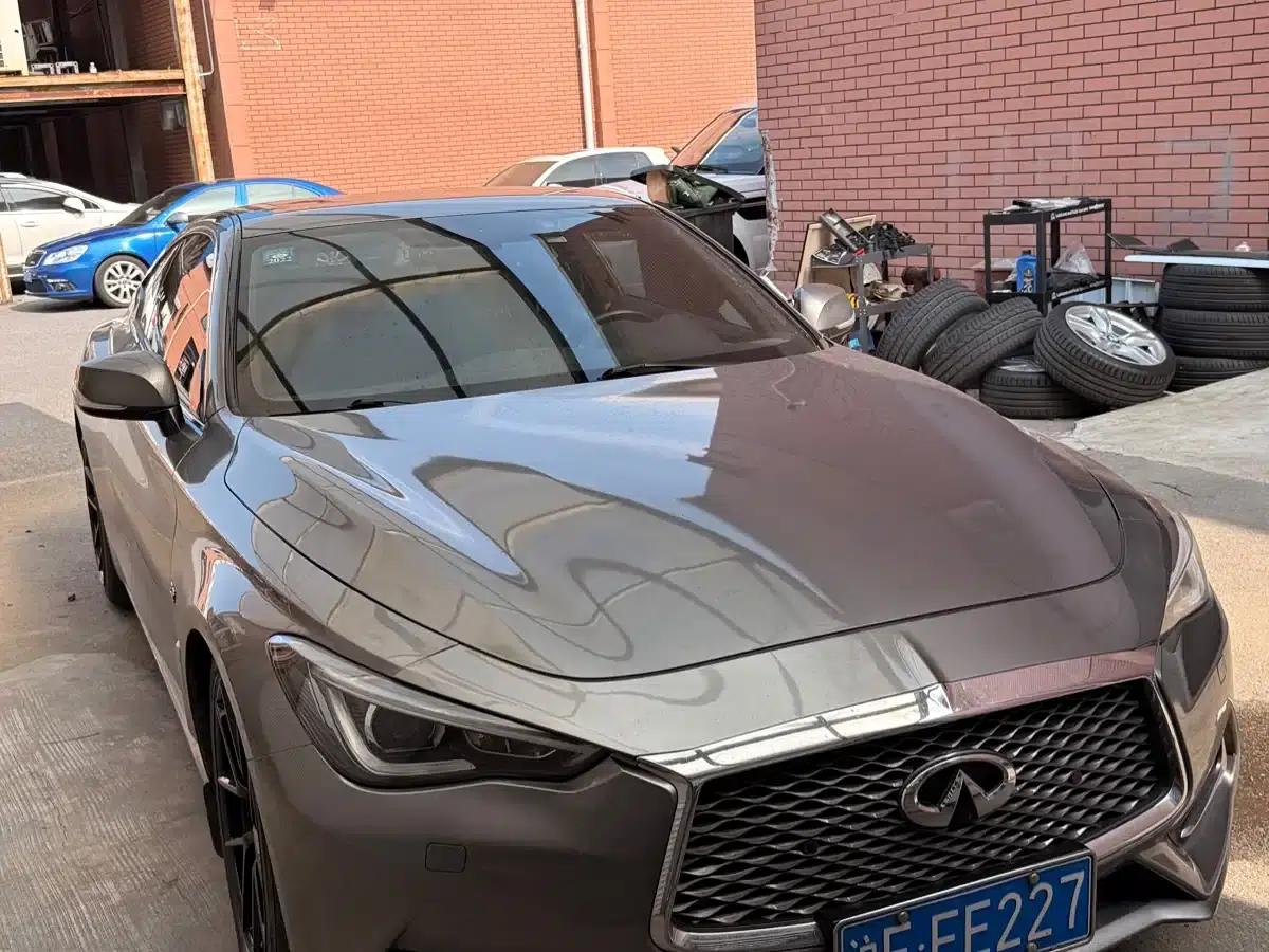 Infiniti Q60 2019 2.0T Luxury Edition — миниатюра 3