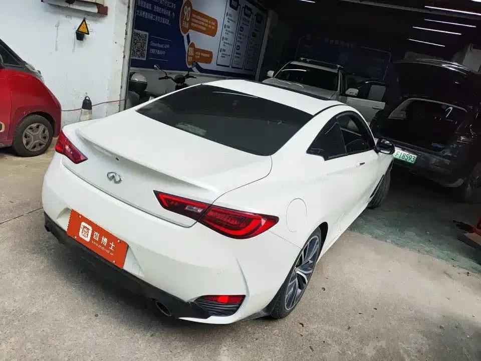 Infiniti Q60 2017 2.0T Luxury Edition — миниатюра 2