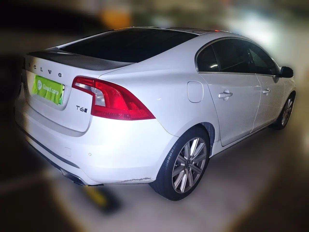 Used Volvo S60 New Energy 2015 S60L E-Drive Hybrid T6 Smart Drive Edition — миниатюра 6