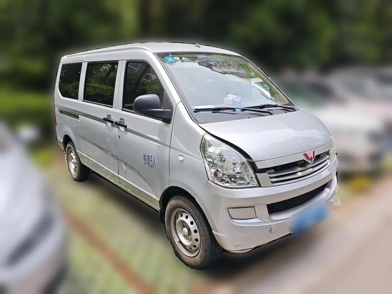 Used Wuling Rongguang S 2021 1.2L Base Model 5-Seater LSI — миниатюра 3