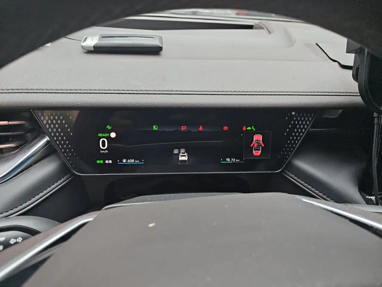 Used Wey Mocha New Energy 2022 1.5T Zero-Anxiety Performance Edition — миниатюра 11