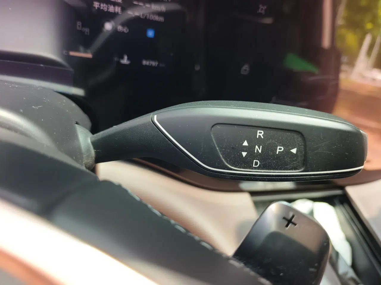 Used EXEED Lanyue 2023 400T Four-Wheel Drive Star Prestige 7-Seater — миниатюра 14