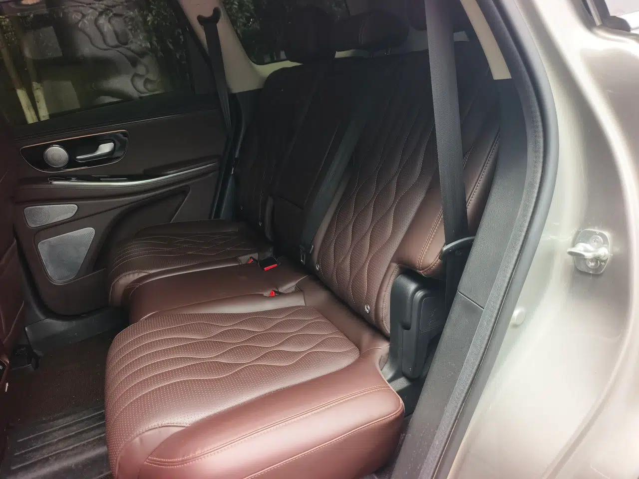 Used EXEED Lanyue 2023 400T Four-Wheel Drive Star Prestige 7-Seater — миниатюра 17