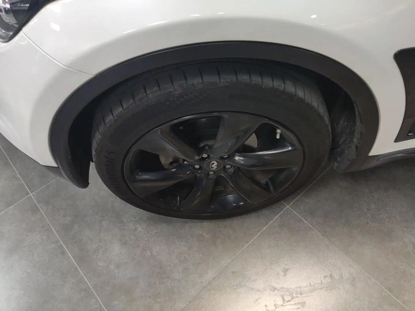 Used Infiniti QX70 2015 3.7L Shadow Edition — миниатюра 10